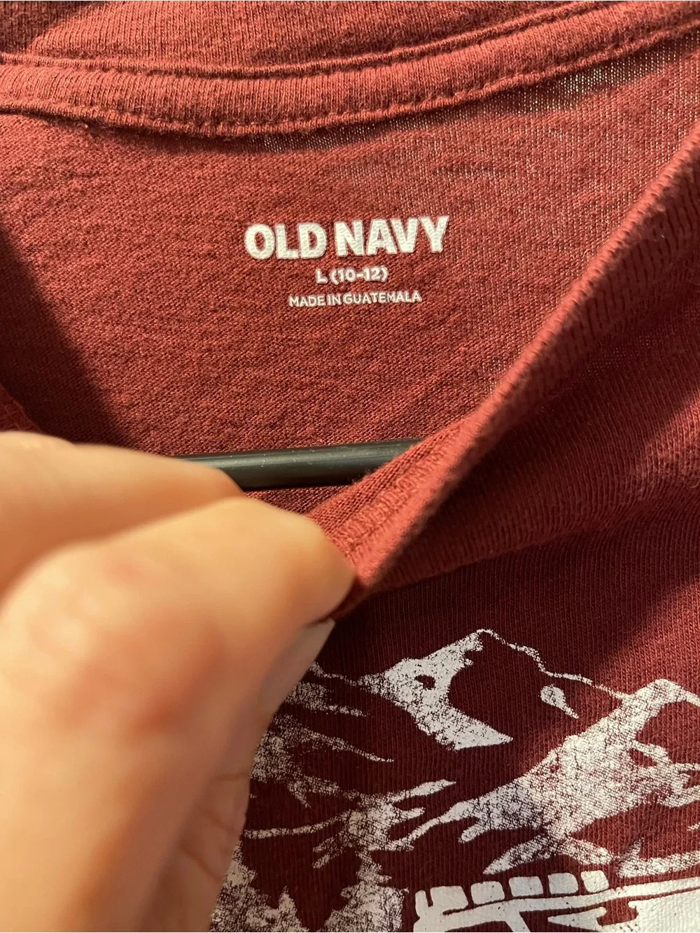 Old Navy Long-Sleeve Kids Tee with Graphics (2) 🚨